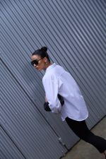 Camisa Feminina Gola Alta em Tricoline Premium - Imagem 10