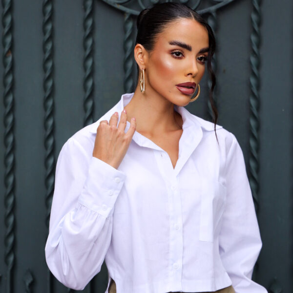 Cropped Clarice